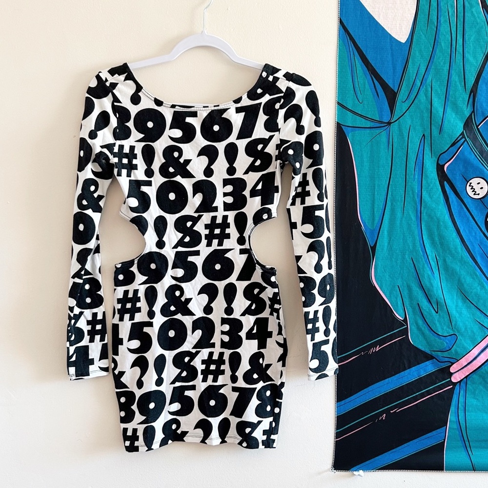 B&W Play By Numbers Forever 21 Cutout Mini Dress // Size S